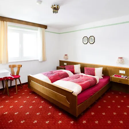 Nyaraló Haus Egerdach 140s *